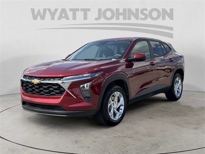 Used 2024 Chevrolet Trax LS w/ LS Convenience Package