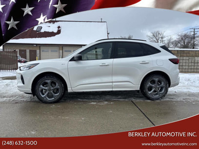 Used 2024 Ford Escape ST-Line w/ Tech Pack #1