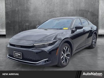 Used 2025 Toyota Crown XLE