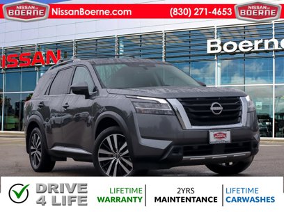 Used 2024 Nissan Pathfinder Platinum w/ Cargo Package