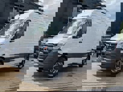 New 2025 Mercedes-Benz Sprinter 2500