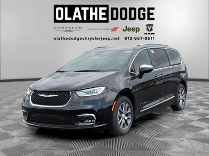 New 2025 Chrysler Pacifica Pinnacle