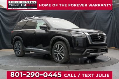 New 2024 Nissan Pathfinder Platinum w/ Cargo Package