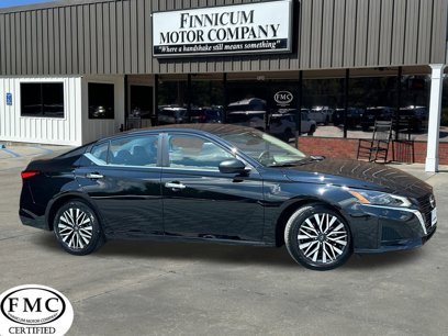 Used 2024 Nissan Altima 2.5 SV