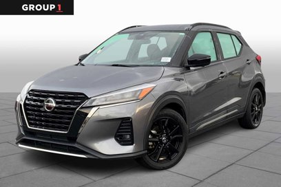 Used 2021 Nissan Kicks SR