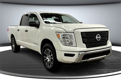 Used 2022 Nissan Titan SV