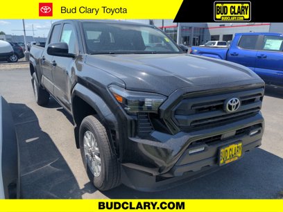 New 2025 Toyota Tacoma SR5