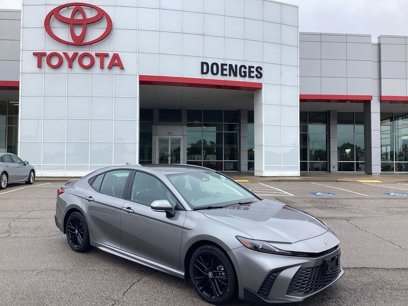 Used 2025 Toyota Camry SE