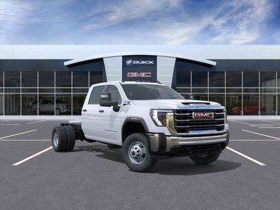 New 2025 GMC Sierra 3500 Pro
