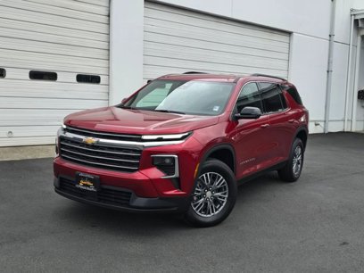 New 2025 Chevrolet Traverse LT w/ Driver Confidence Package