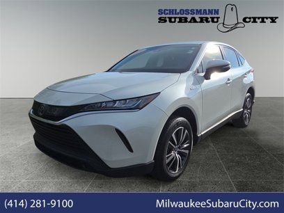 Used 2021 Toyota Venza LE w/ Carpet Mat Package (TMS)