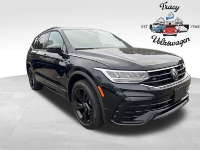 New 2024 Volkswagen Tiguan SE R-Line
