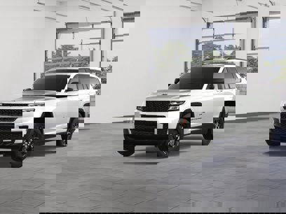 New 2025 Jeep Grand Cherokee L Altitude