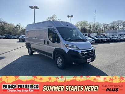 New 2025 RAM ProMaster 2500 w/ Quick Order Package 22G SLT