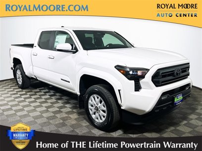 New 2025 Toyota Tacoma SR5