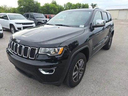 Certified 2019 Jeep Grand Cherokee Laredo w/ Laredo X Package