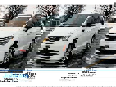New 2025 Chrysler Voyager LX