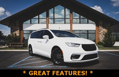 Used 2021 Chrysler Pacifica Touring-L w/ S Appearance Package