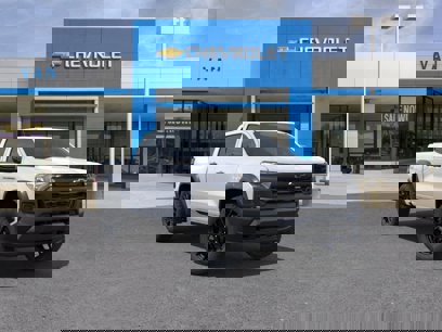 New 2024 Chevrolet Colorado Trail Boss w/ LPO, Dark Essentials Package