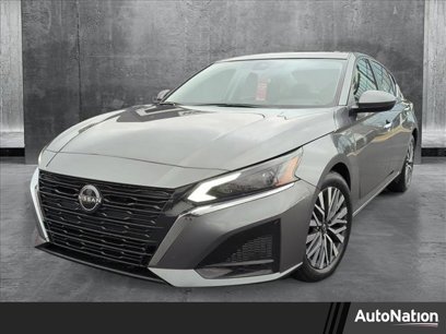 Used 2023 Nissan Altima 2.5 SV