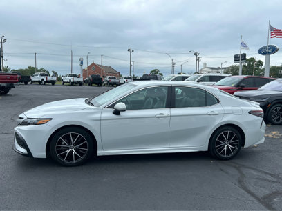 Used 2023 Toyota Camry SE