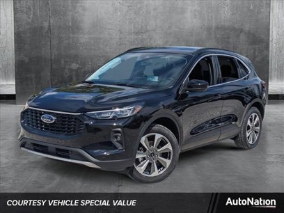 New 2024 Ford Escape Platinum w/ Premium Technology Package