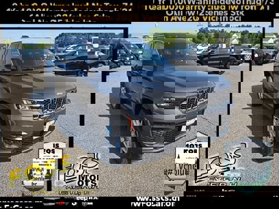 New 2025 Jeep Grand Cherokee Laredo X