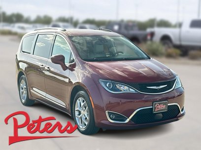 Used 2020 Chrysler Pacifica Touring-L Plus w/ Tire & Wheel Group