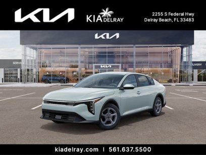 New 2025 Kia K4 LXS
