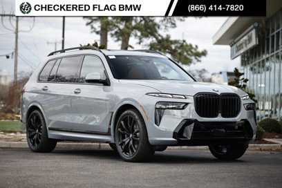 New 2025 BMW X7 xDrive40i w/ M Sport Package