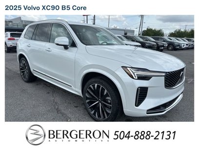 New 2025 Volvo XC90 B5 Core
