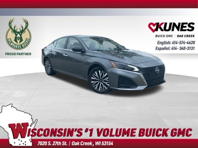 Used 2024 Nissan Altima 2.5 SV