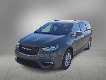 Used 2022 Chrysler Pacifica Touring-L
