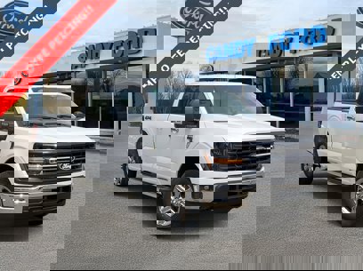 New 2025 Ford F150 XLT w/ Equipment Group 302A MID