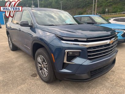 New 2025 Chevrolet Traverse LT