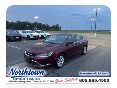 Used 2015 Chrysler 200 Limited w/ Convenience Group