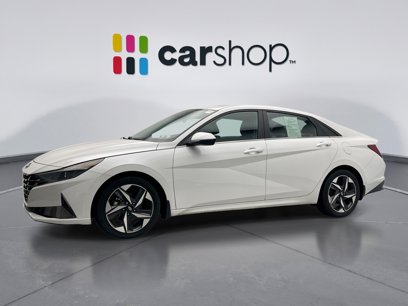 Used 2022 Hyundai Elantra SEL w/ Convenience + Premium Package