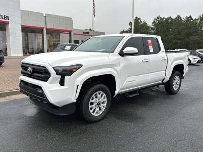 New 2024 Toyota Tacoma SR5