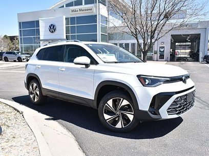 New 2025 Volkswagen Taos SE
