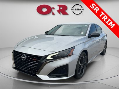 Used 2023 Nissan Altima 2.5 SR