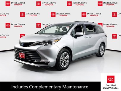 Certified 2023 Toyota Sienna Platinum