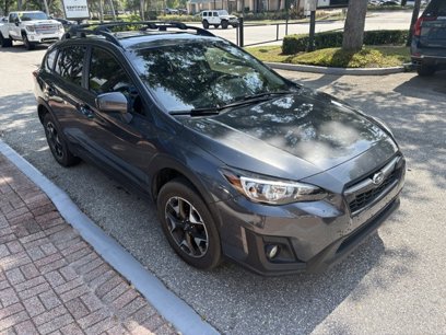Used 2020 Subaru Crosstrek 2.0i Premium w/ Moonroof Package 2