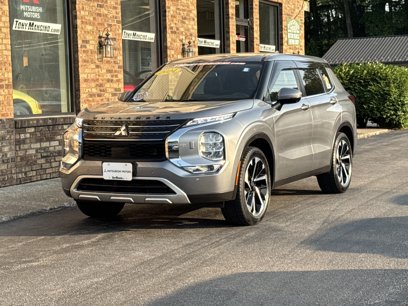 Used 2024 Mitsubishi Outlander SE