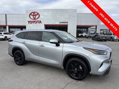 Used 2024 Toyota Highlander LE