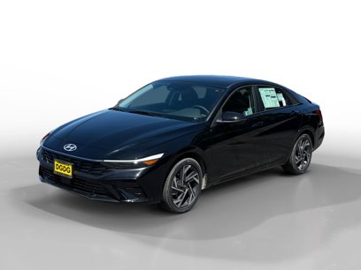New 2025 Hyundai Elantra Limited w/ Cargo Package
