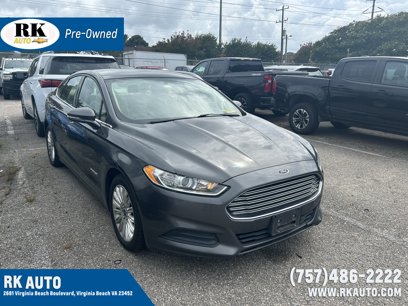 Used 2016 Ford Fusion SE