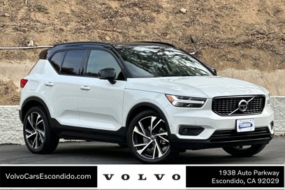 Used 2019 Volvo XC40 T5 R-Design