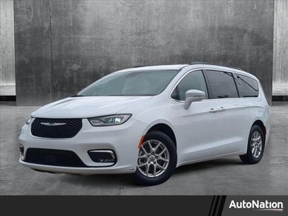 Used 2022 Chrysler Pacifica Touring-L