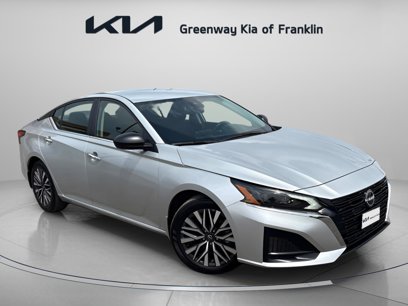 Used 2024 Nissan Altima 2.5 SV