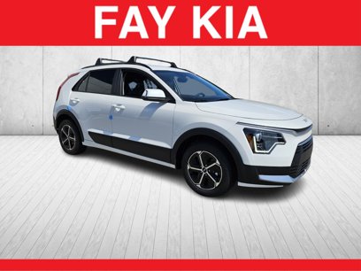 New 2025 Kia Niro EX